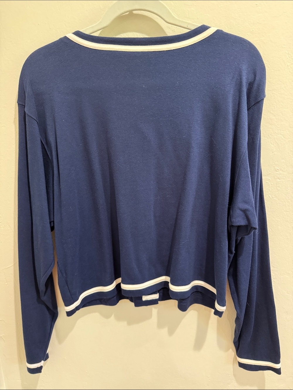 Vintage Liz Claiborne Navy Button-Front cotton cardigan with White Trim - Picture 3 of 4